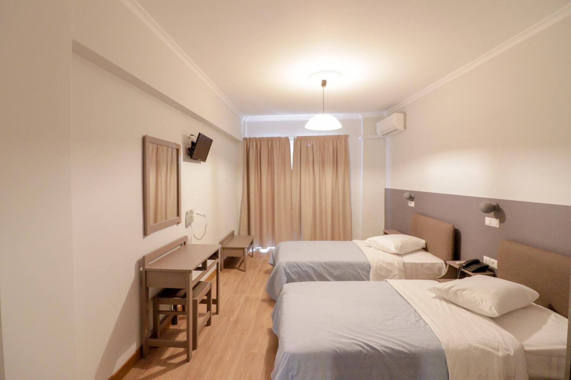 Twin Room Bathroom
