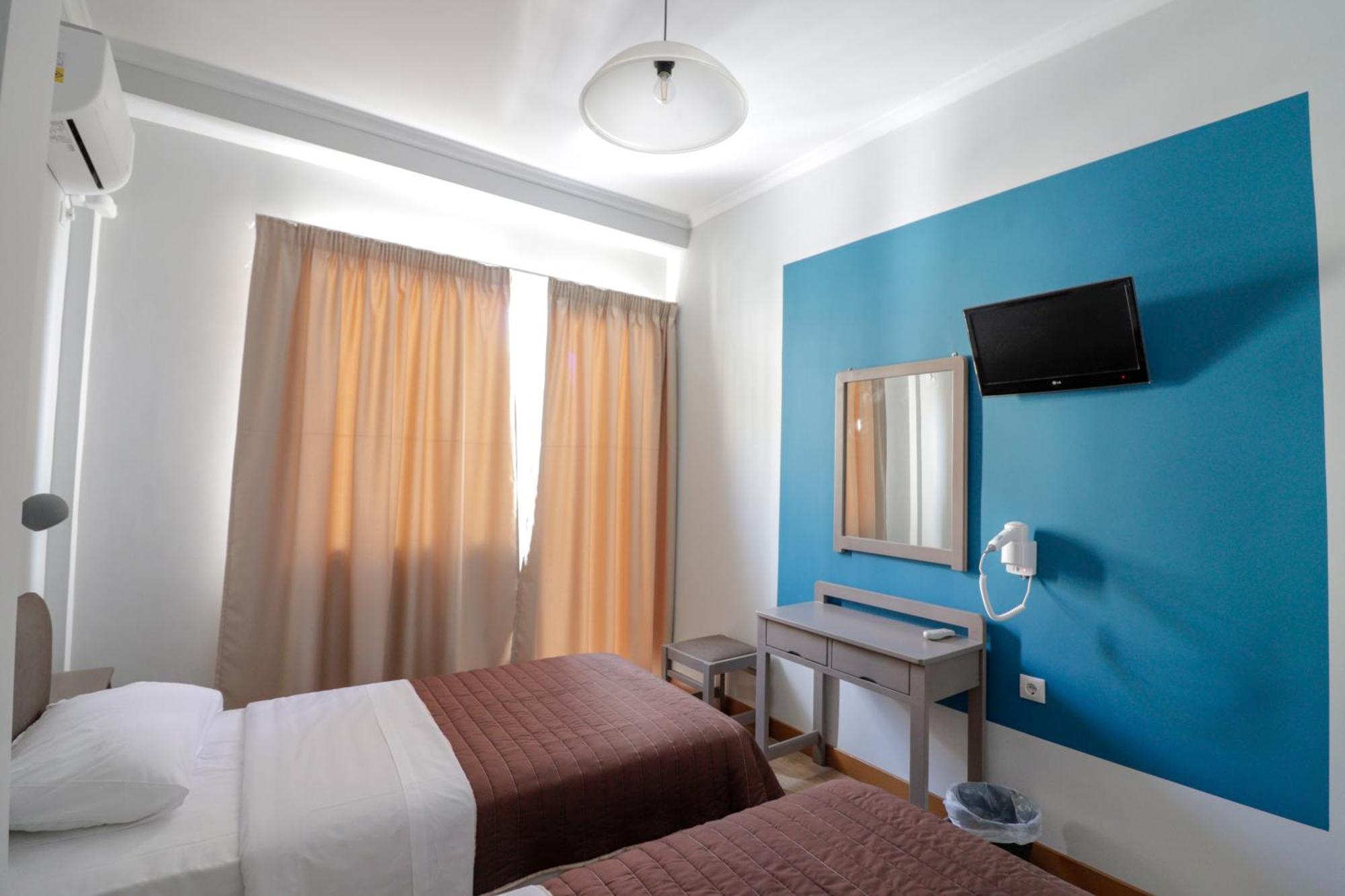 Twin Room Bathroom